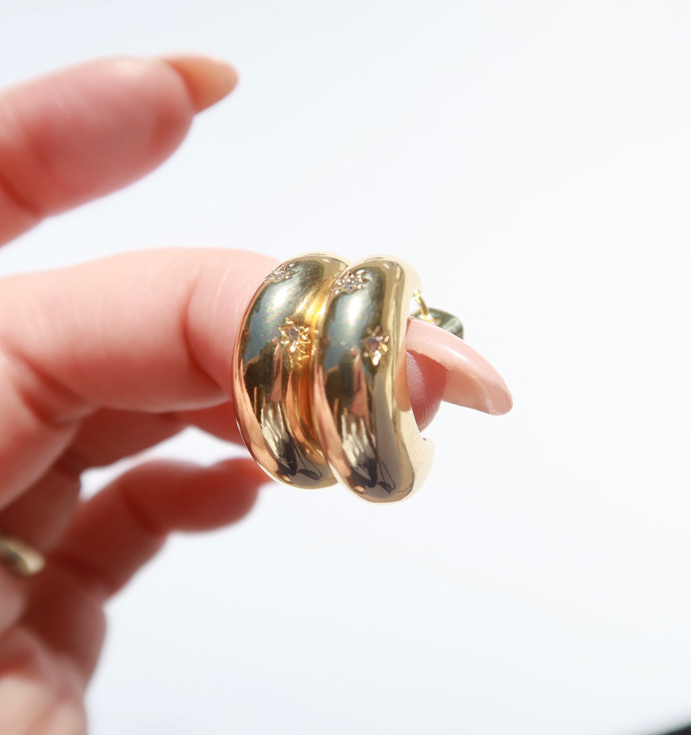 The Bella Hoops