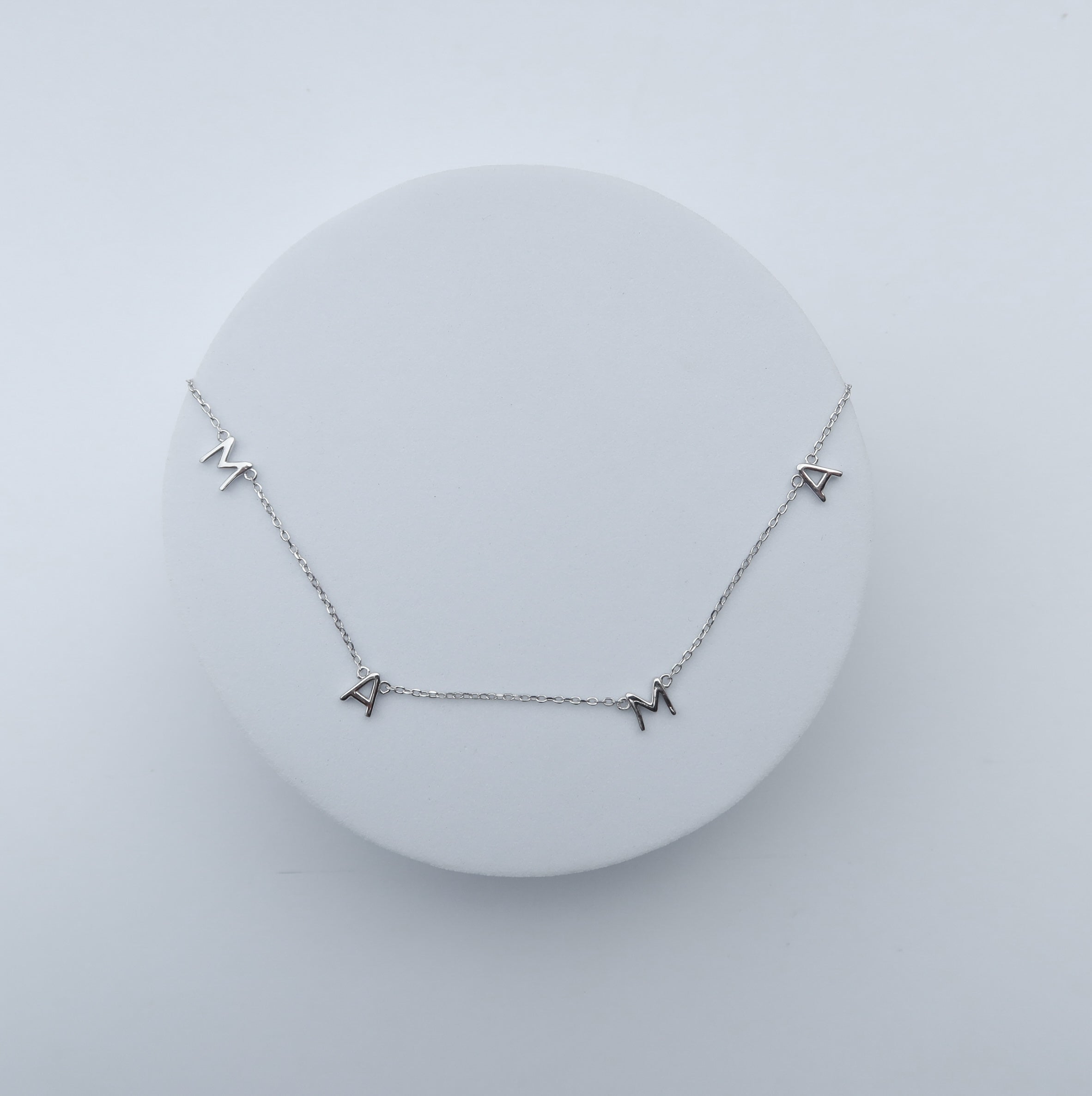 Mama Necklace