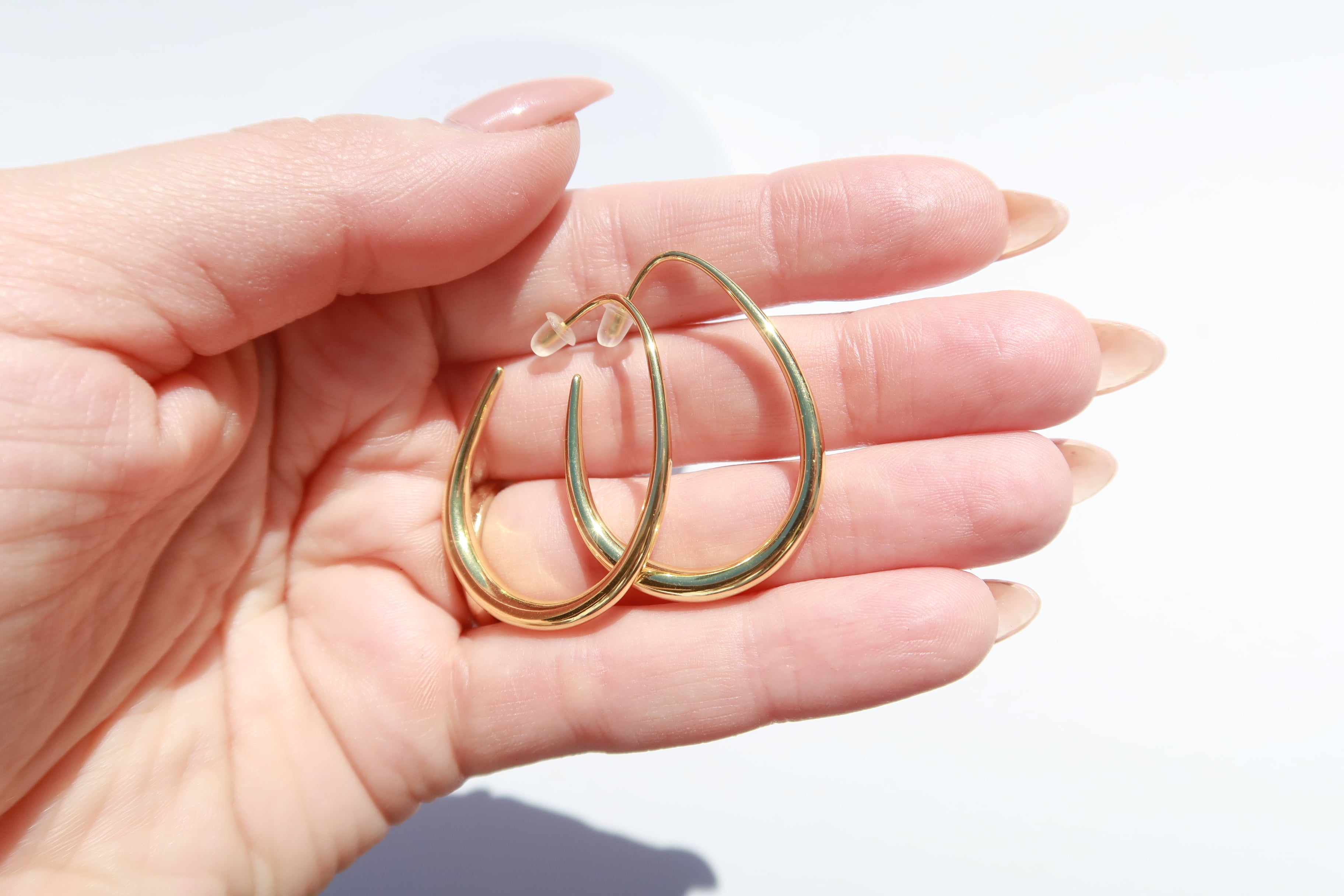 The Carmen Hoops