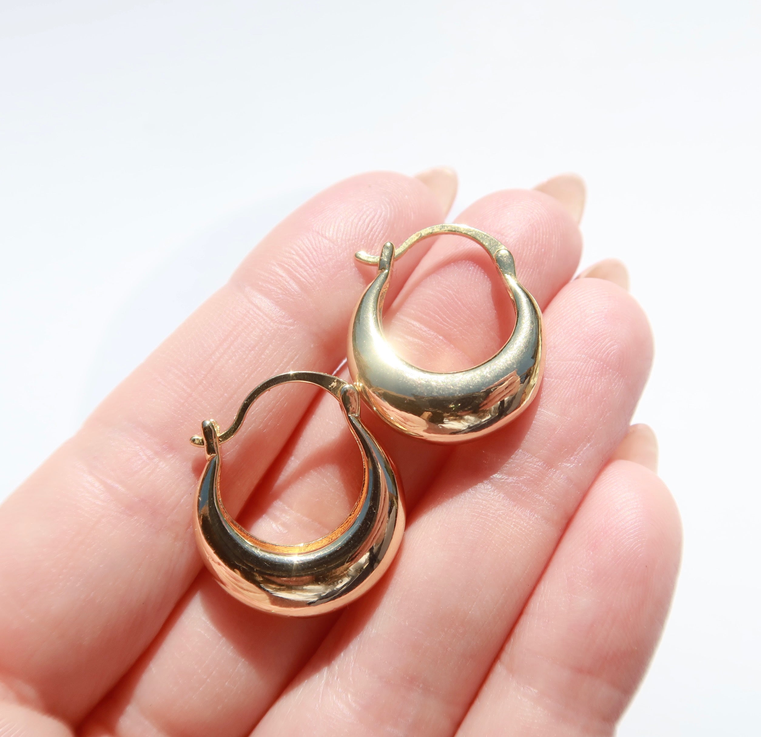 The Hallie Hoops